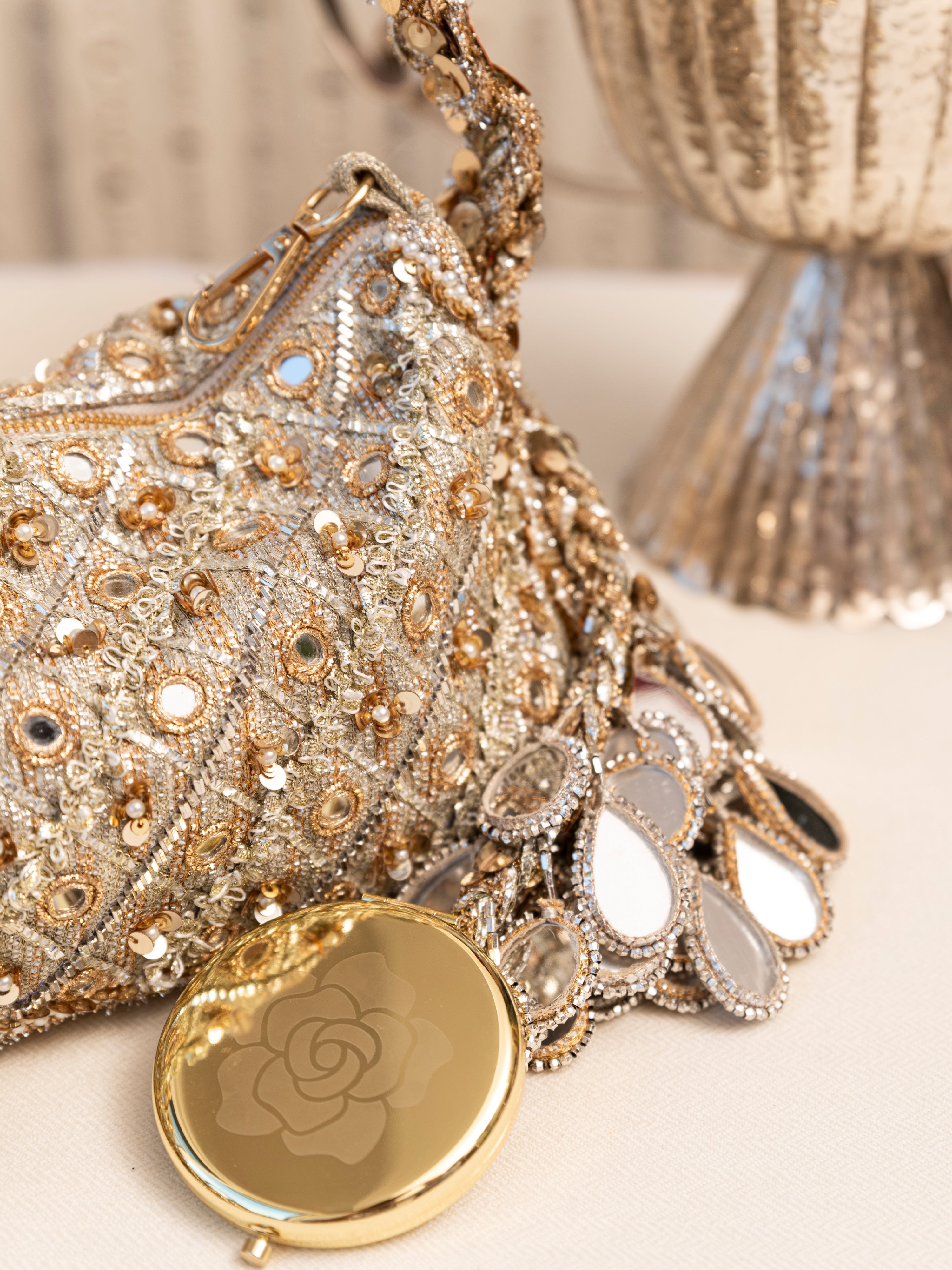 Shama (Purse)