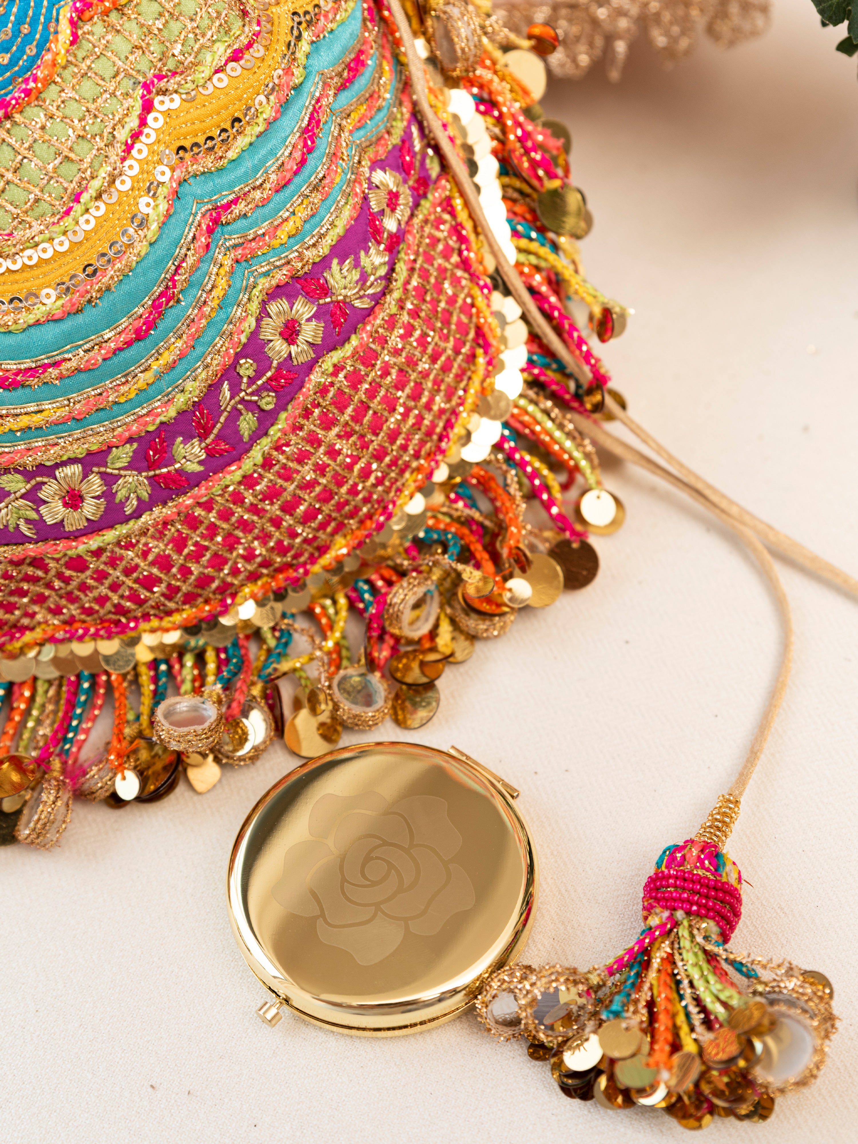 Gulbahaar (Purse)