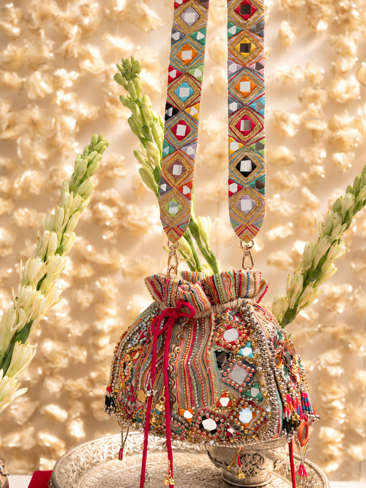Jhilmil (Purse)