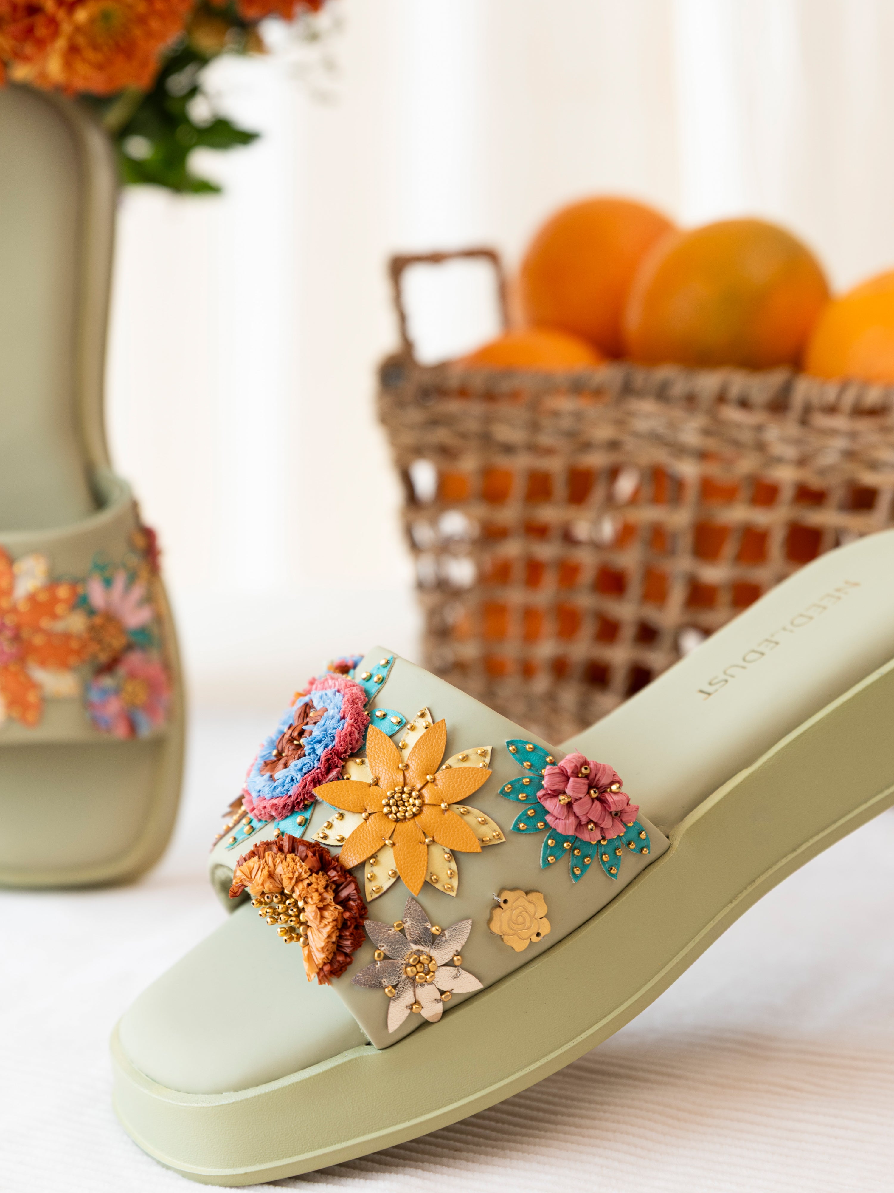 Olivia (FOAM SANDAL)