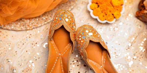 Enhance Your Ethnic Attire with 5 Stylish Footwear for Ganesh Chaturthi