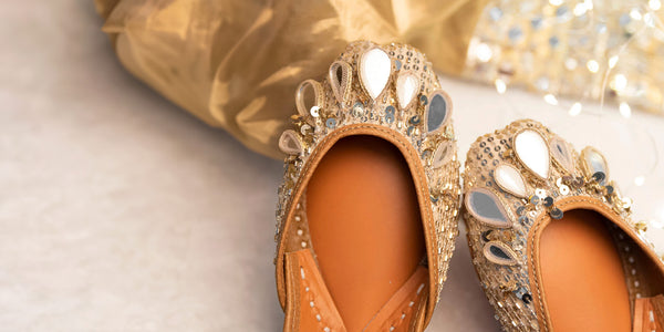 How to Style Juttis for Different Occasions: A Complete Guide
