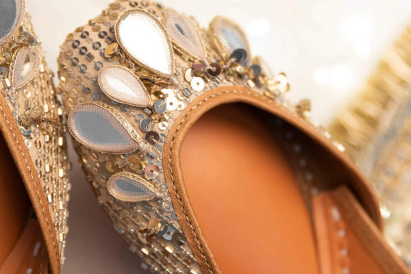 Sparkling Steps: 4 Essential Eid Footwear Picks for Glamorous Looks