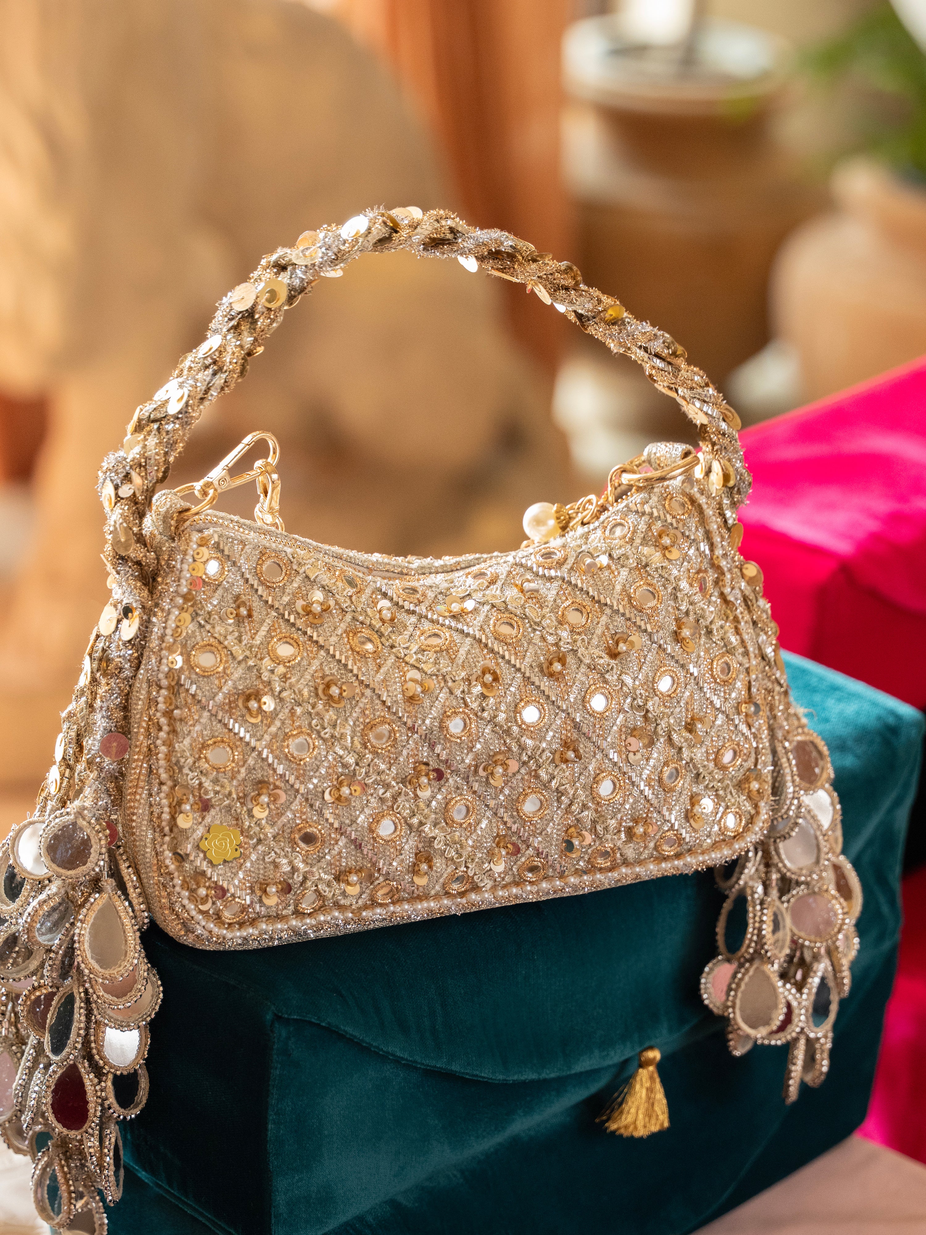 Shama (Purse)