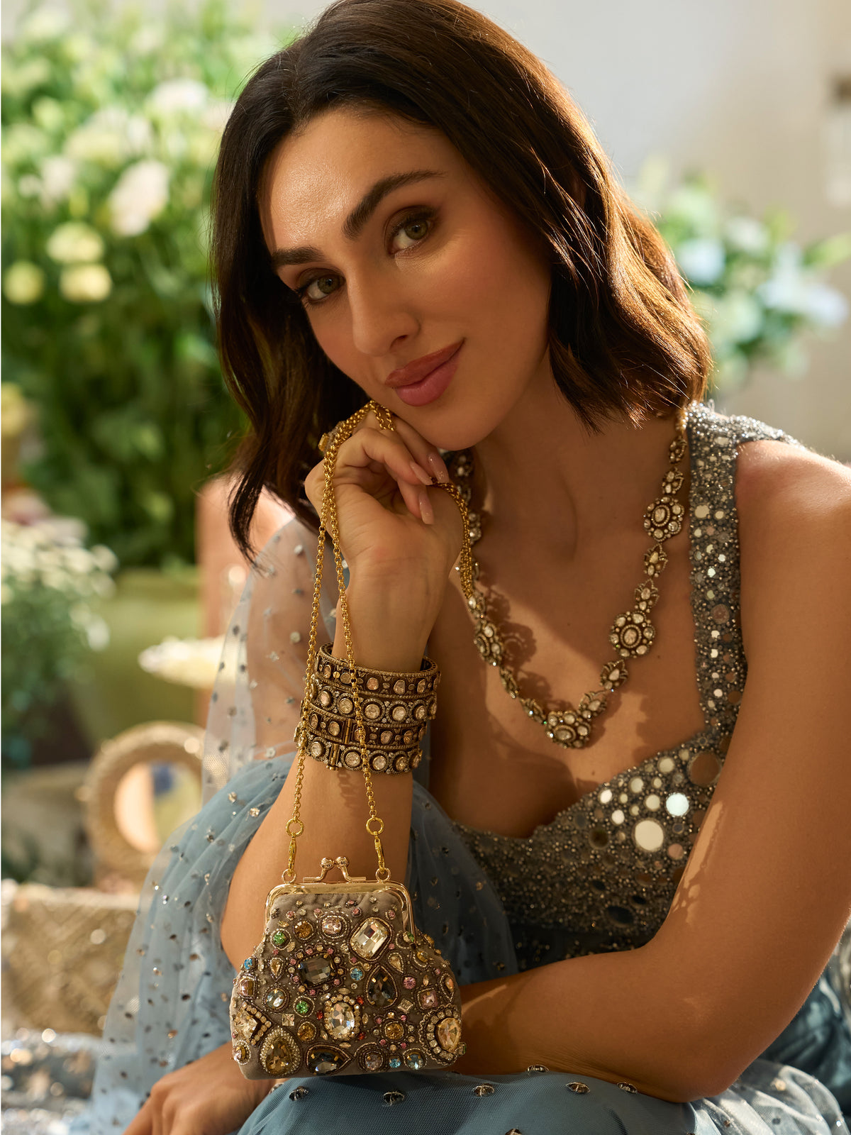 Parure (Purse)