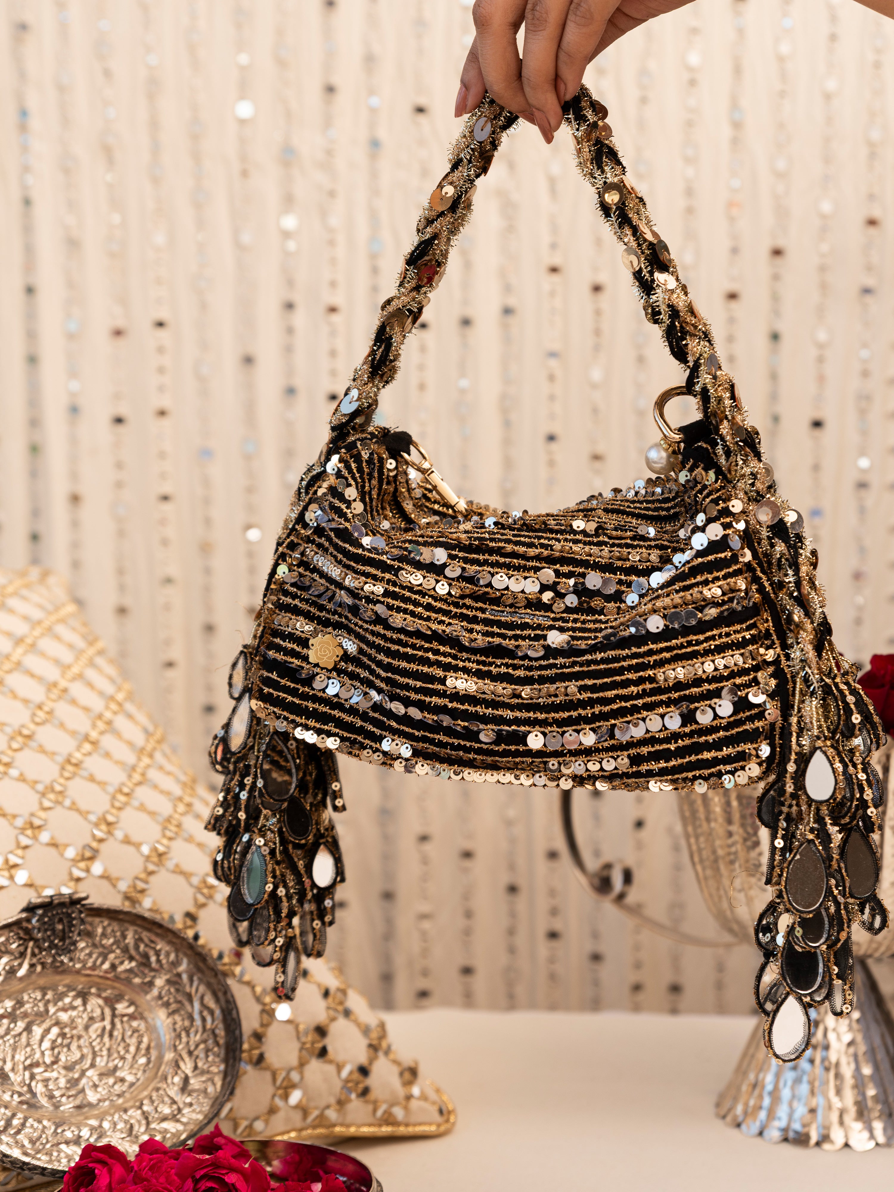 Zeenat (Purse)