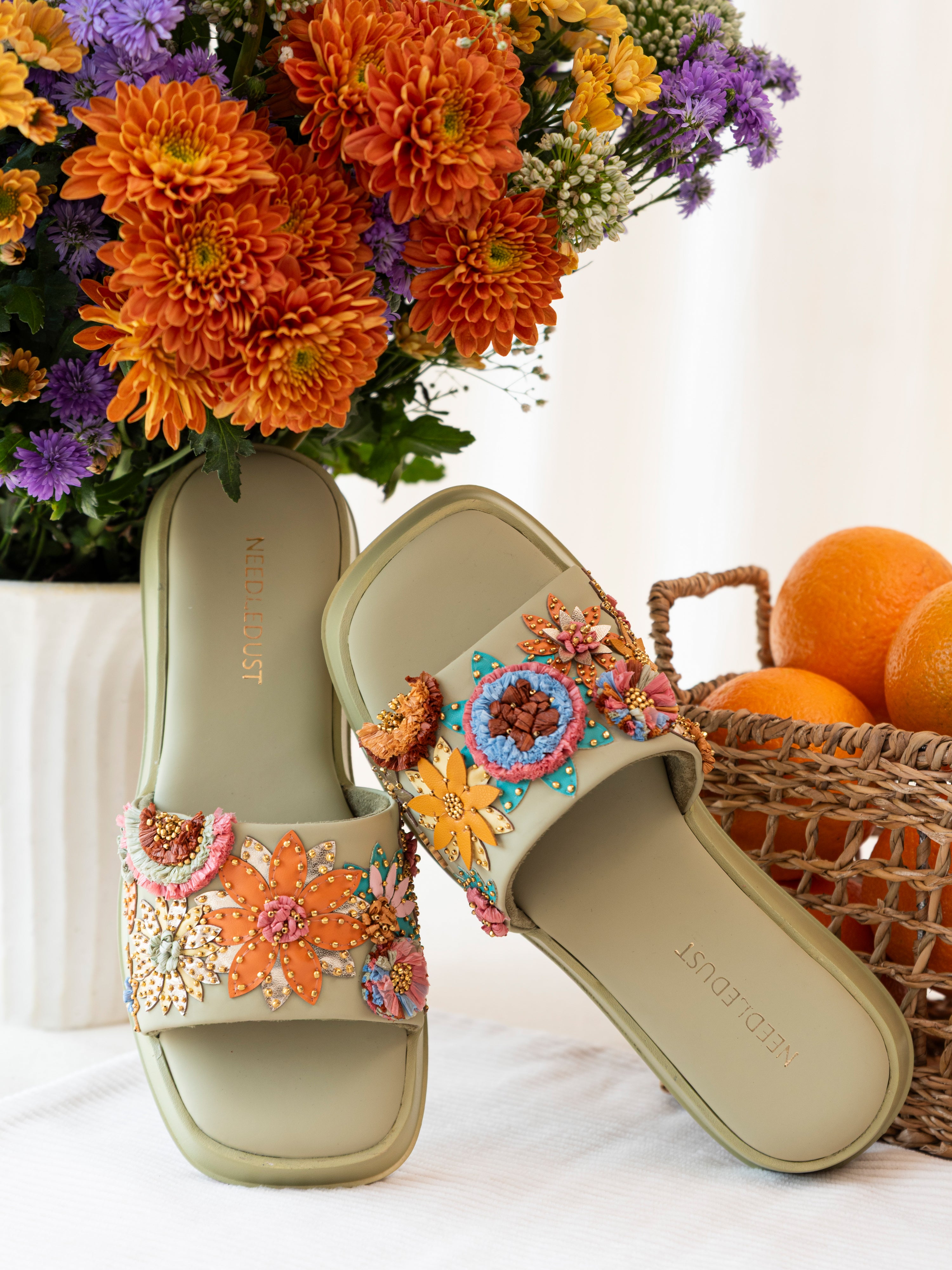 Olivia (FOAM SANDAL)