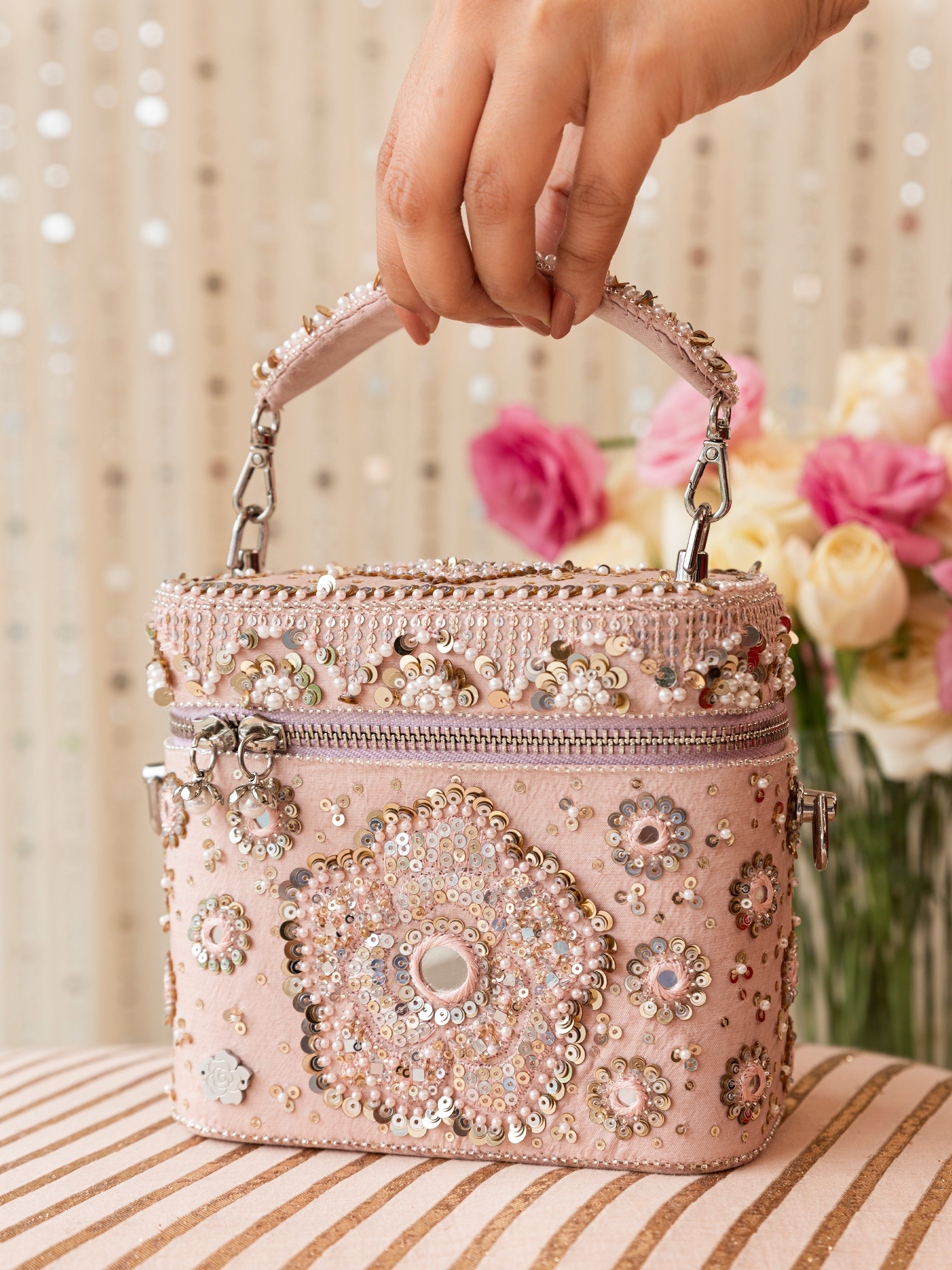 Aabroo (Purse)