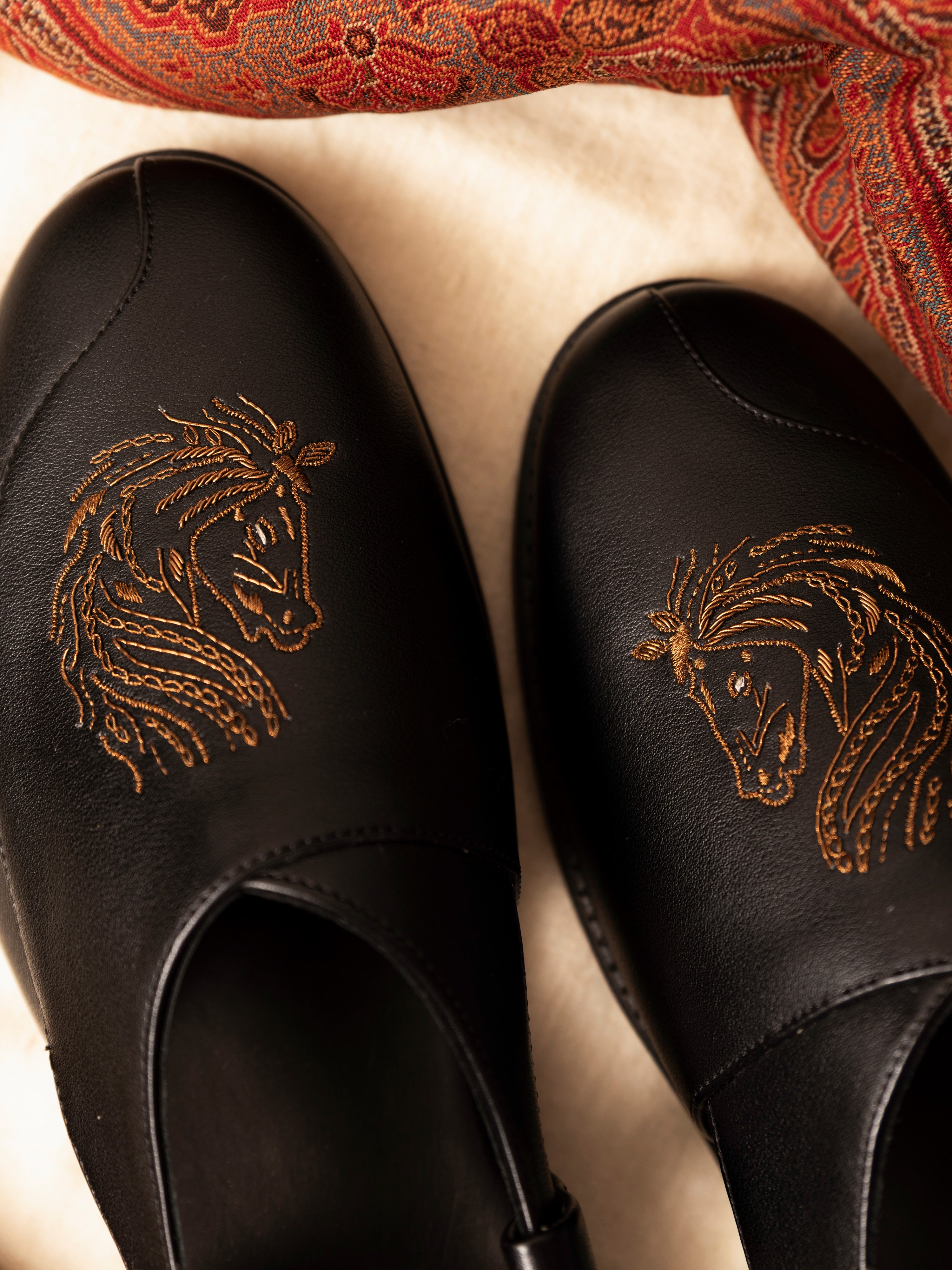 Mirza- Peshawari Loafer- Black (Man)