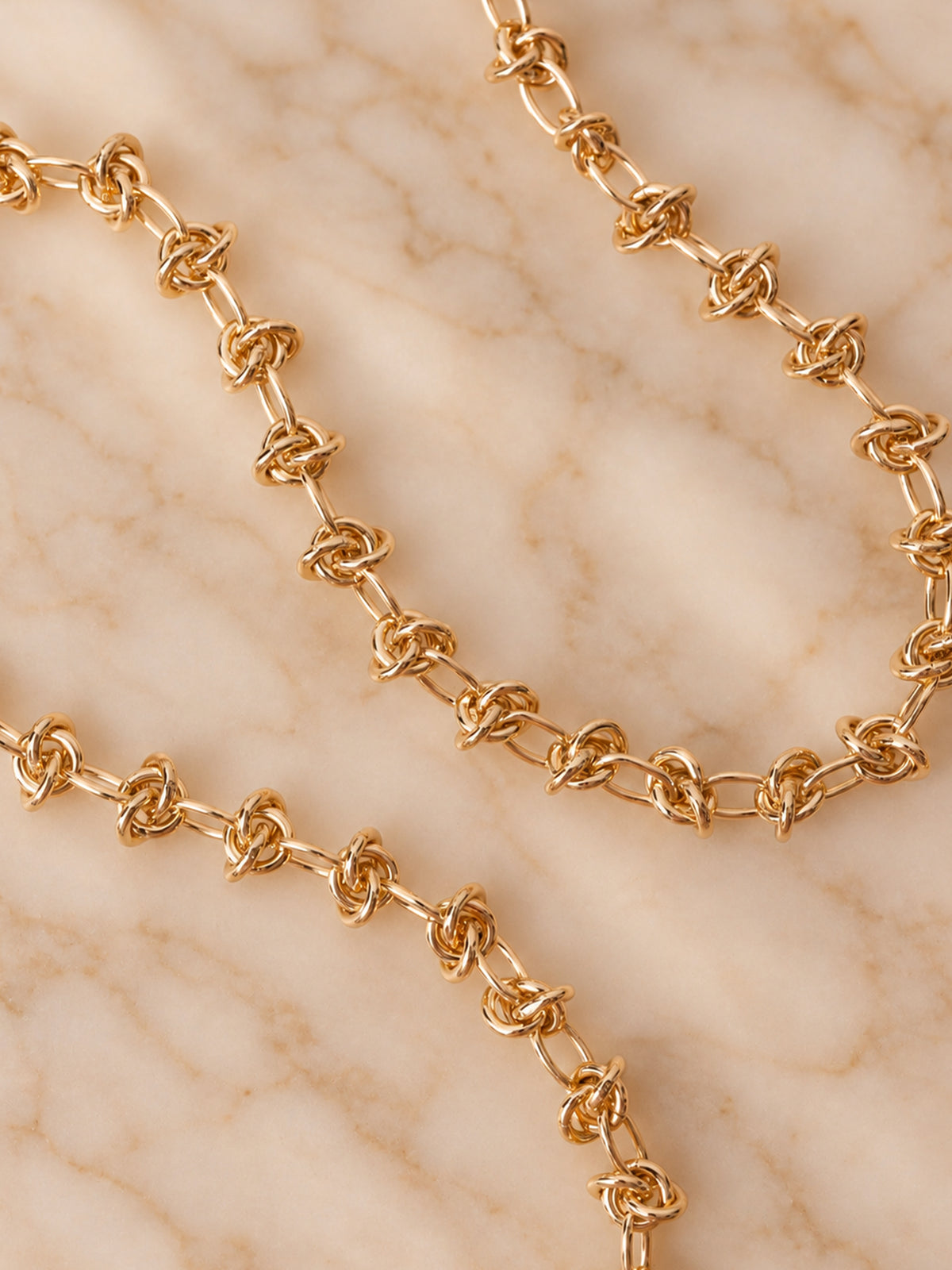 Knot (Crossbody Chain)