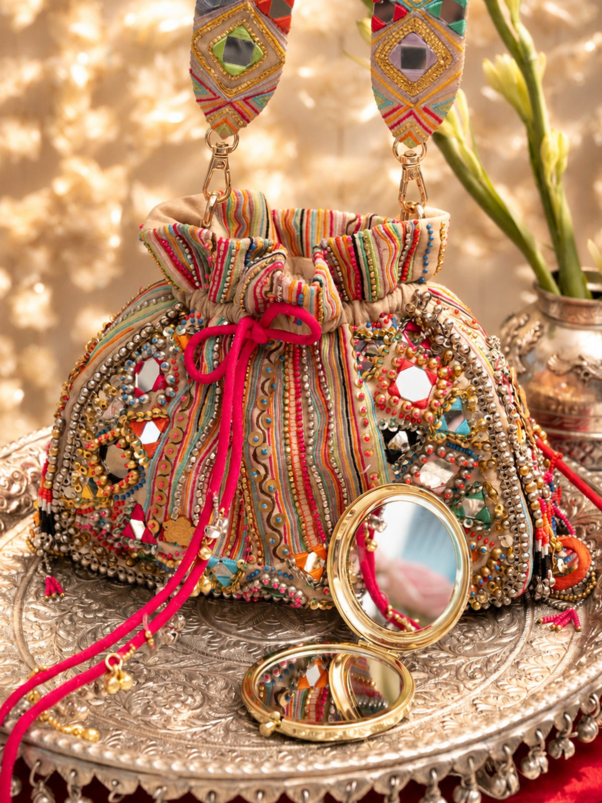 Jhilmil (Purse)