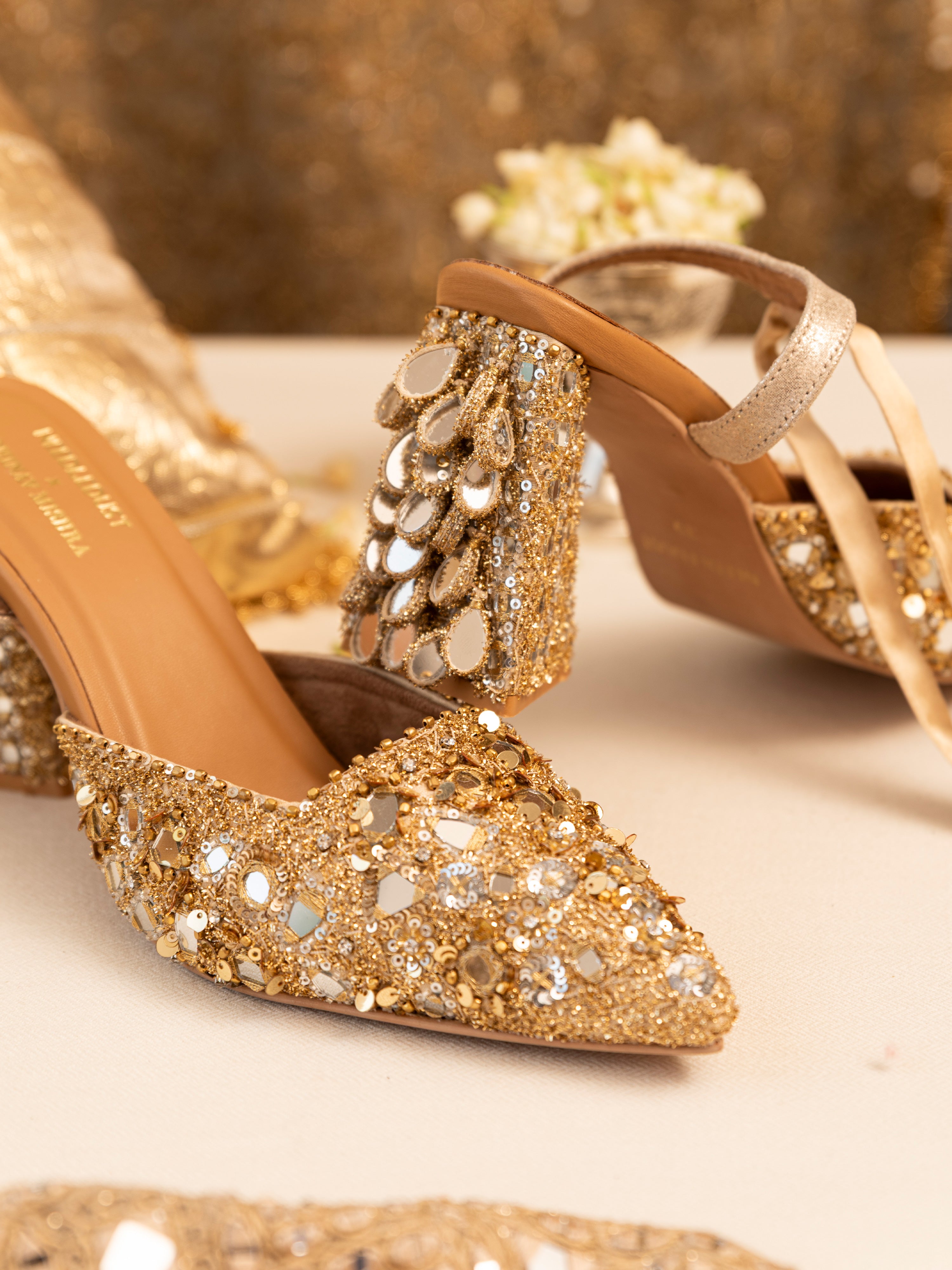 Bano- Gold (Heel)