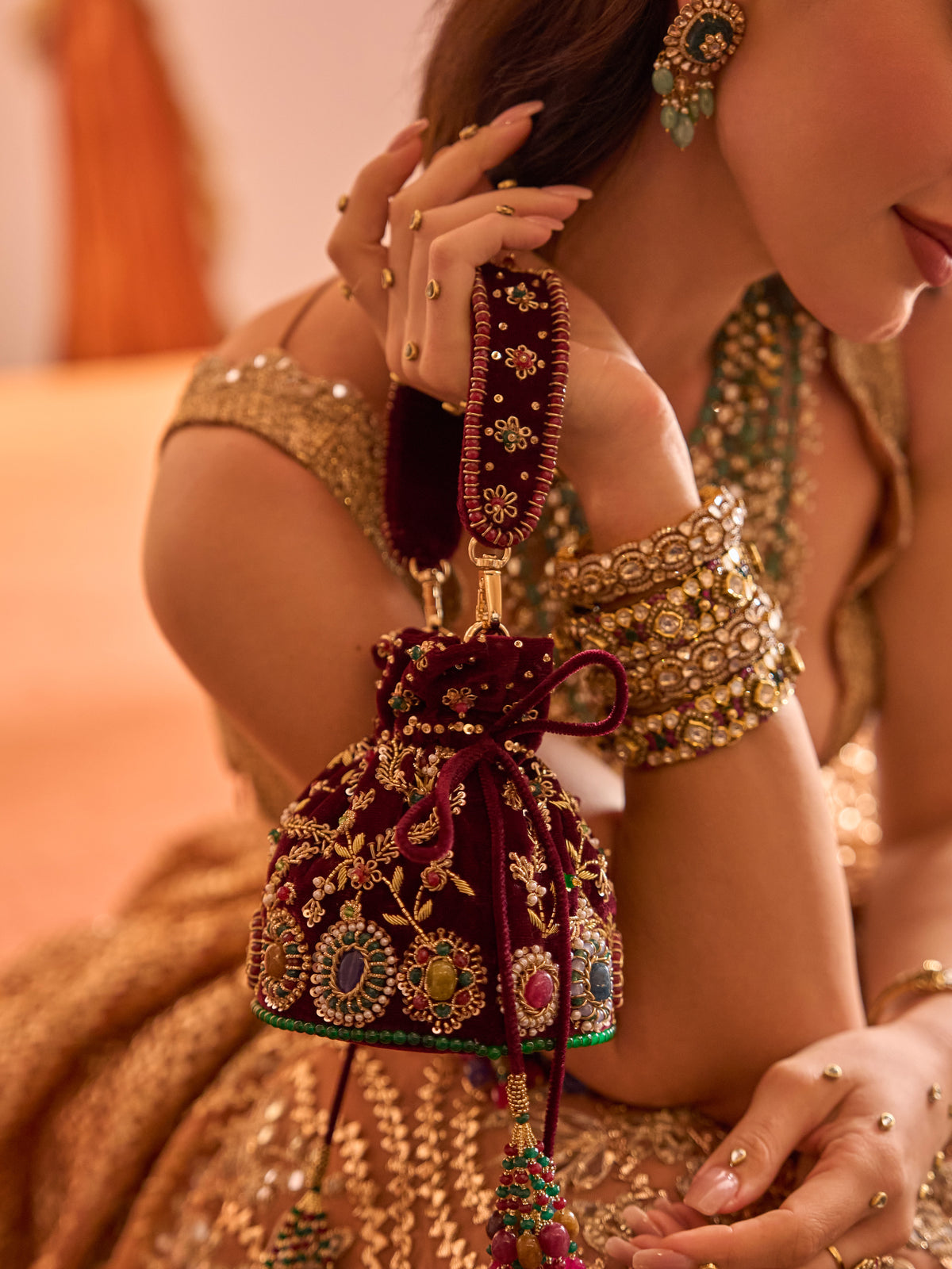 Roop (Purse)
