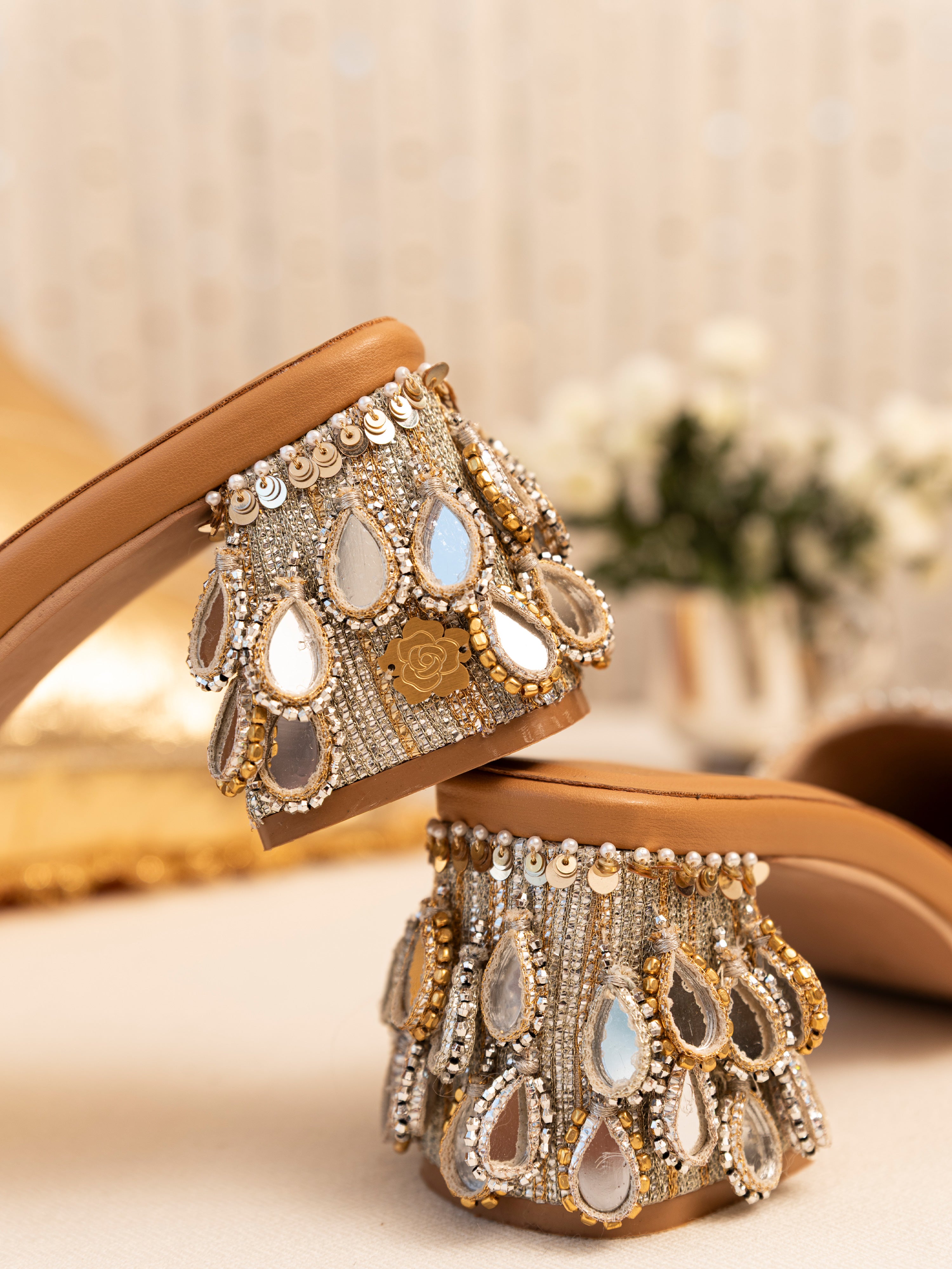 Shama (Heel)