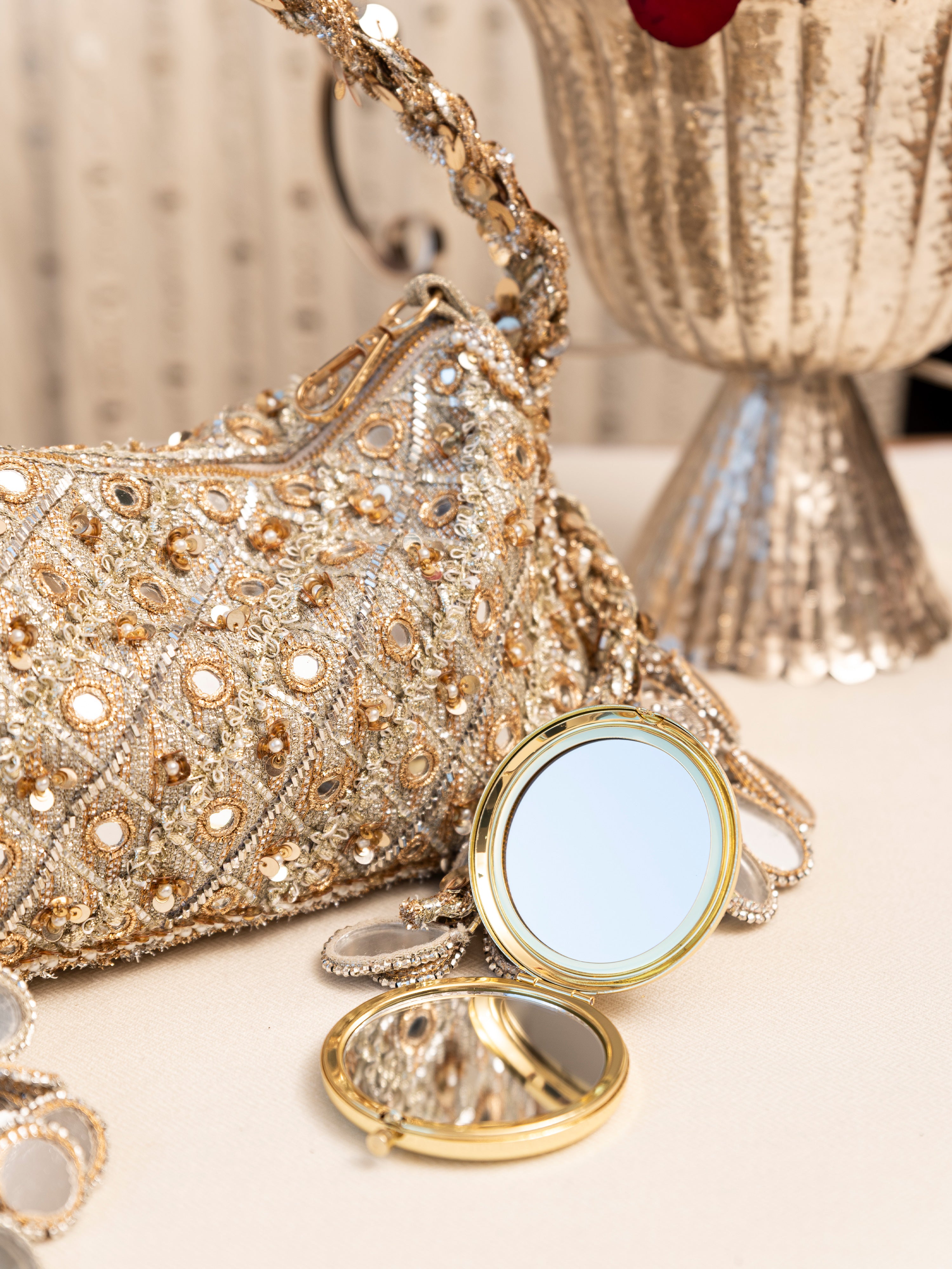 Shama (Purse)