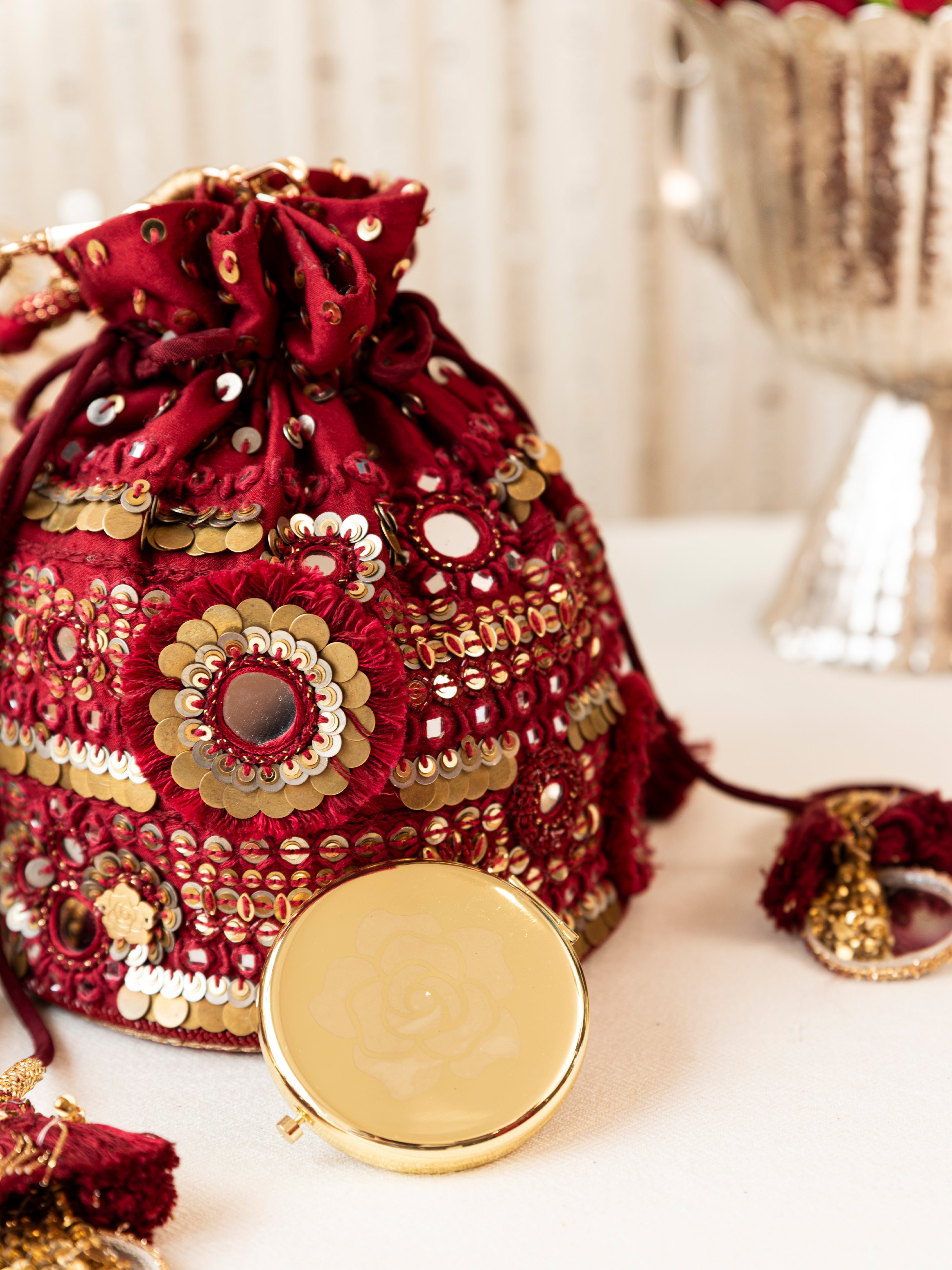Laila- Deep Red (Purse)