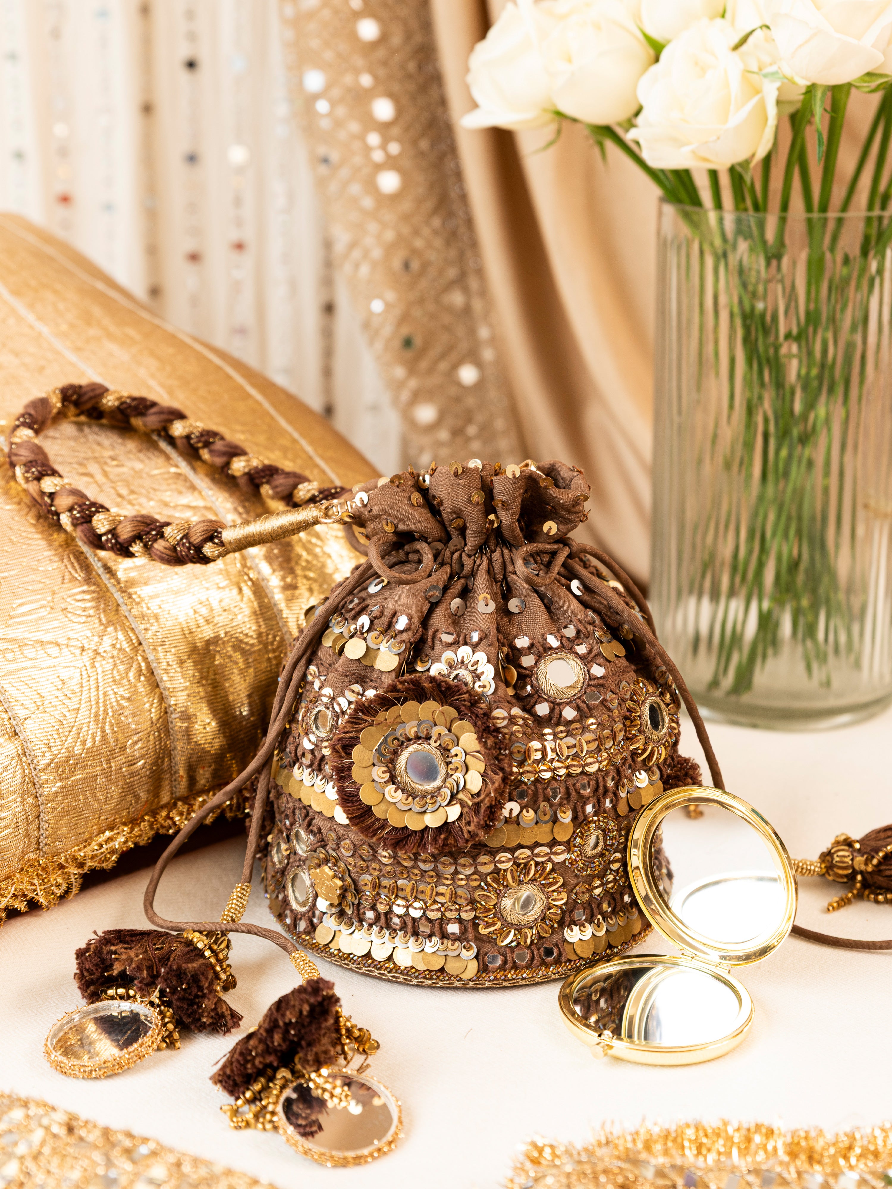 Laila- Mocha (Purse)