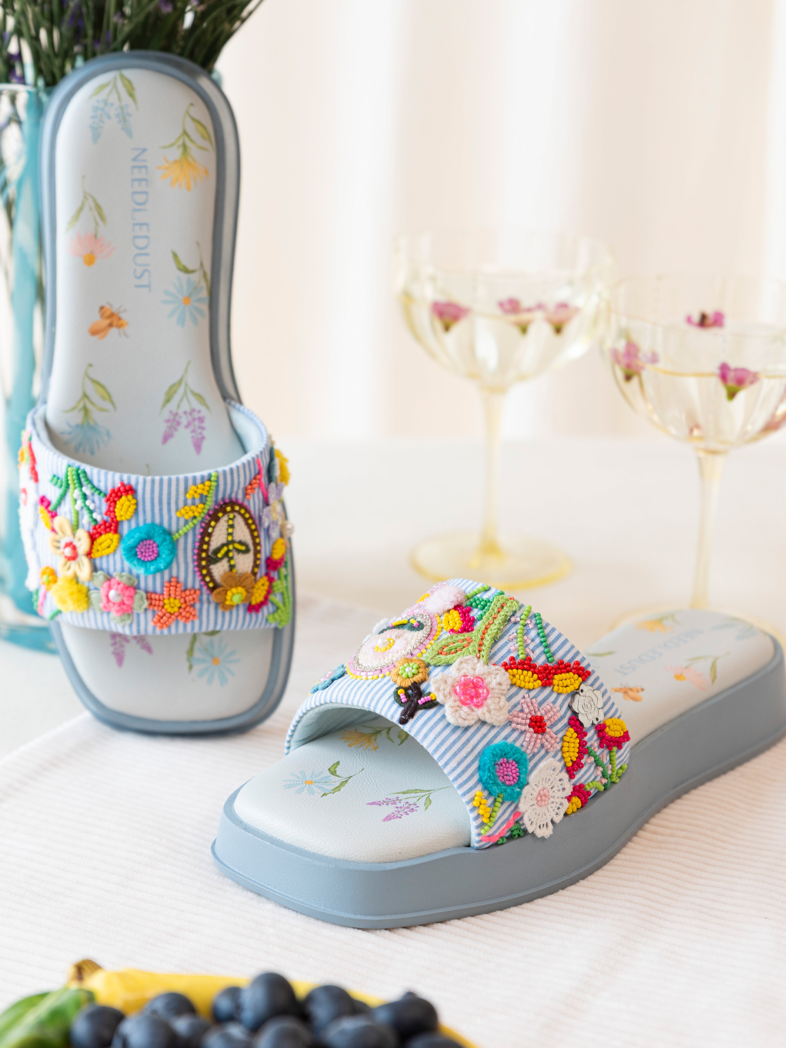 Clover (FOAM SANDAL)