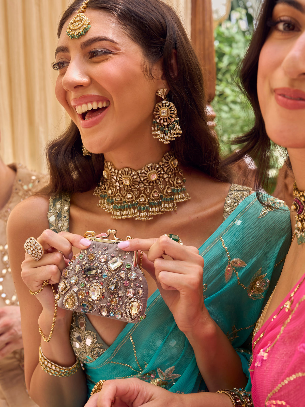 Parure (Purse)
