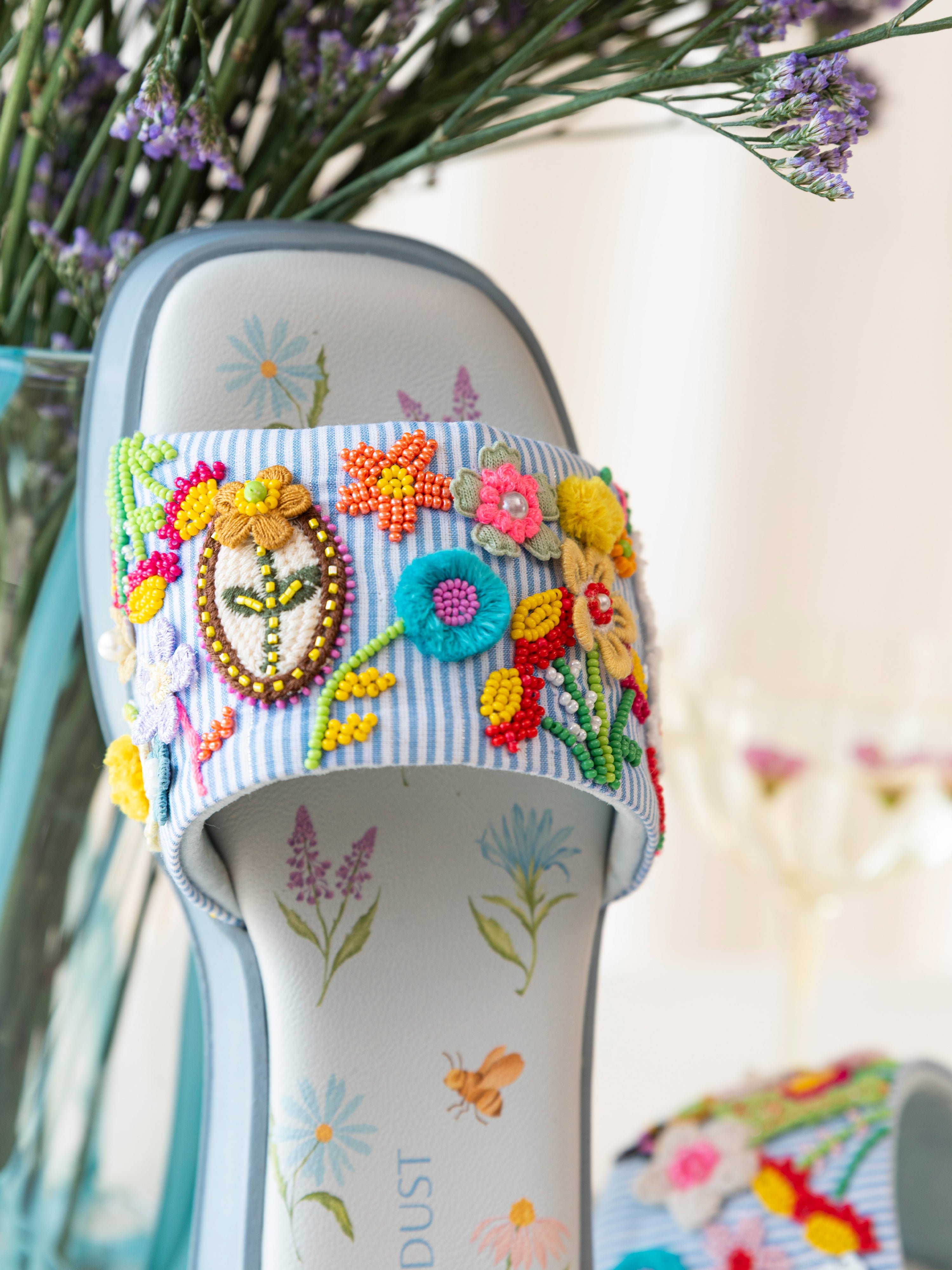 Clover (FOAM SANDAL)