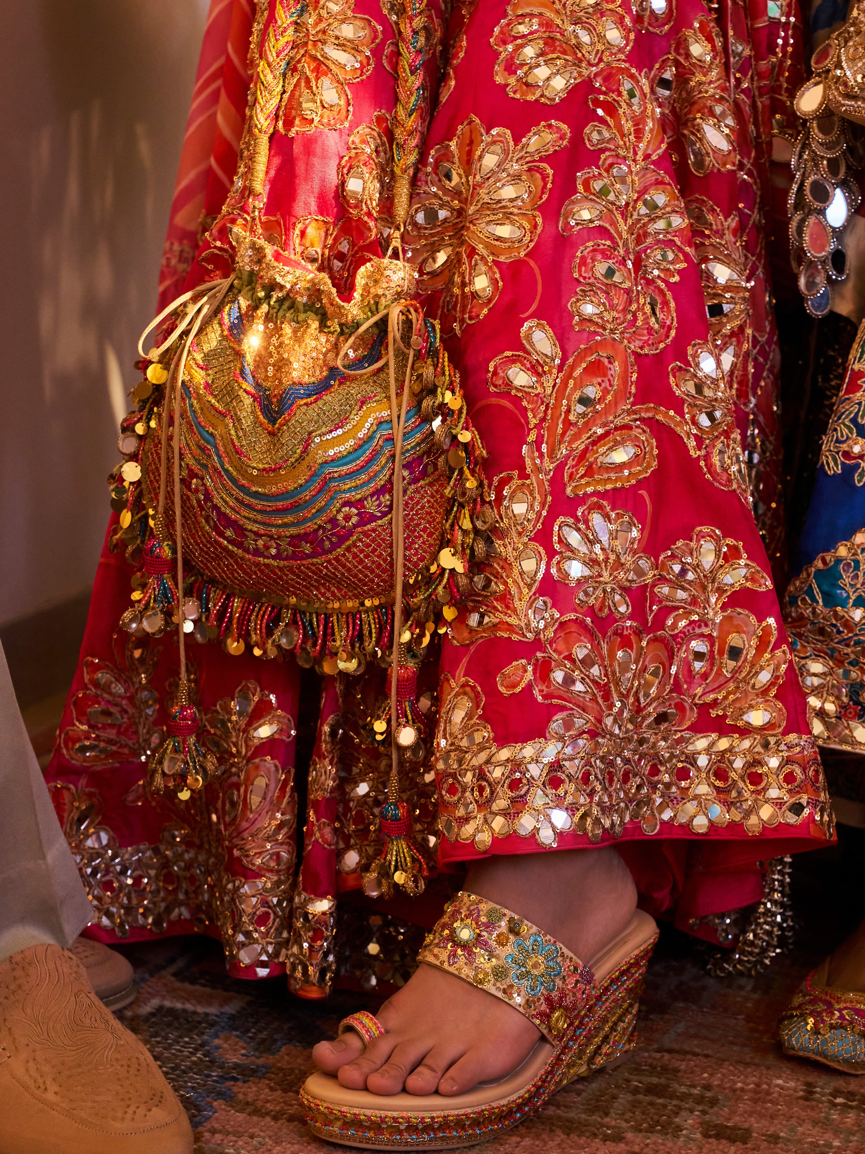 Gulbahaar (Purse)