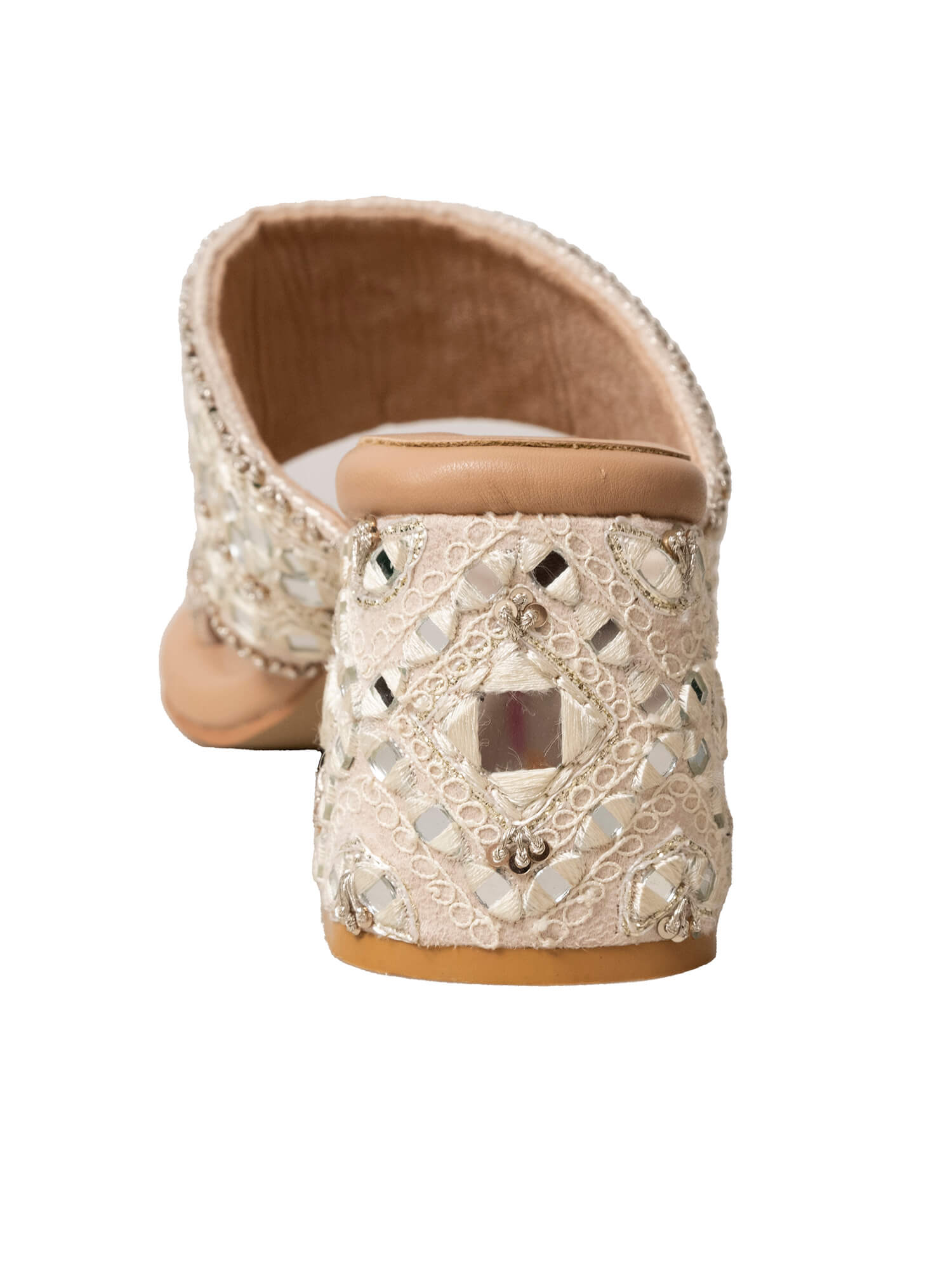 Aina (Heel)