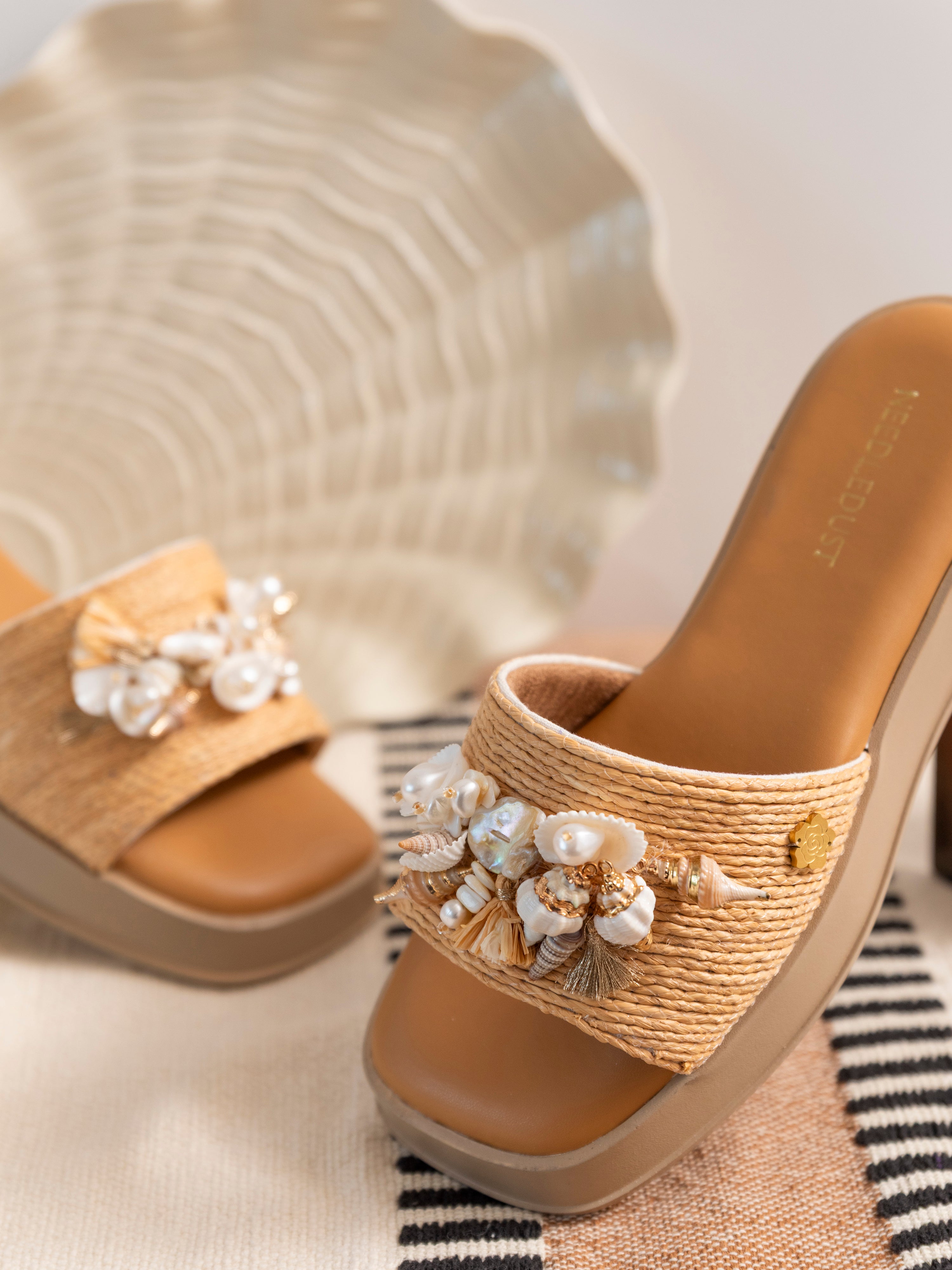 Shoreline - Sand (Foam Sandal)