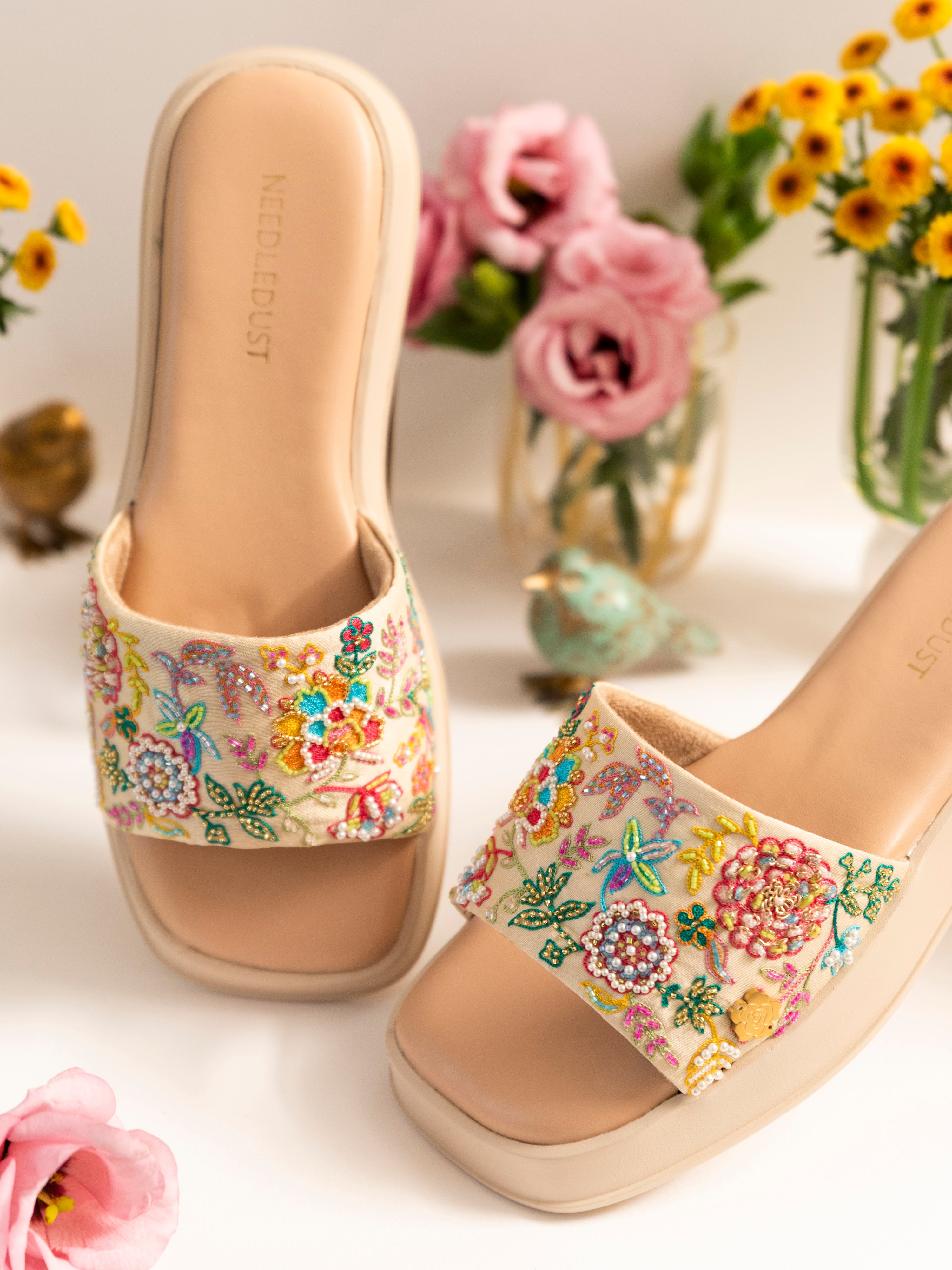 Flower Trails (Foam Sandal)
