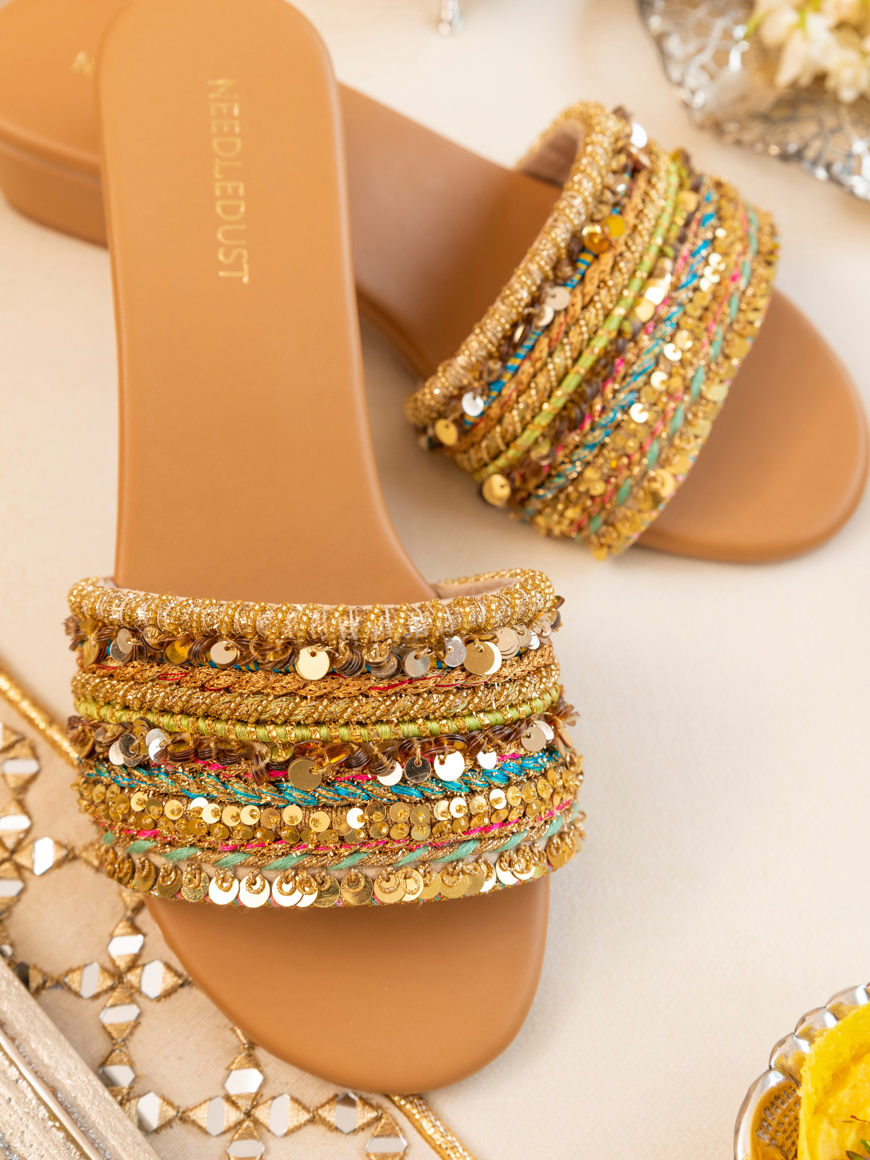 Mira (Sandal)