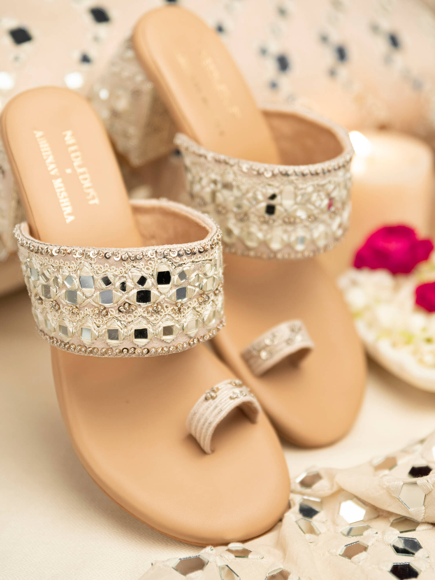 Aina (Heel)