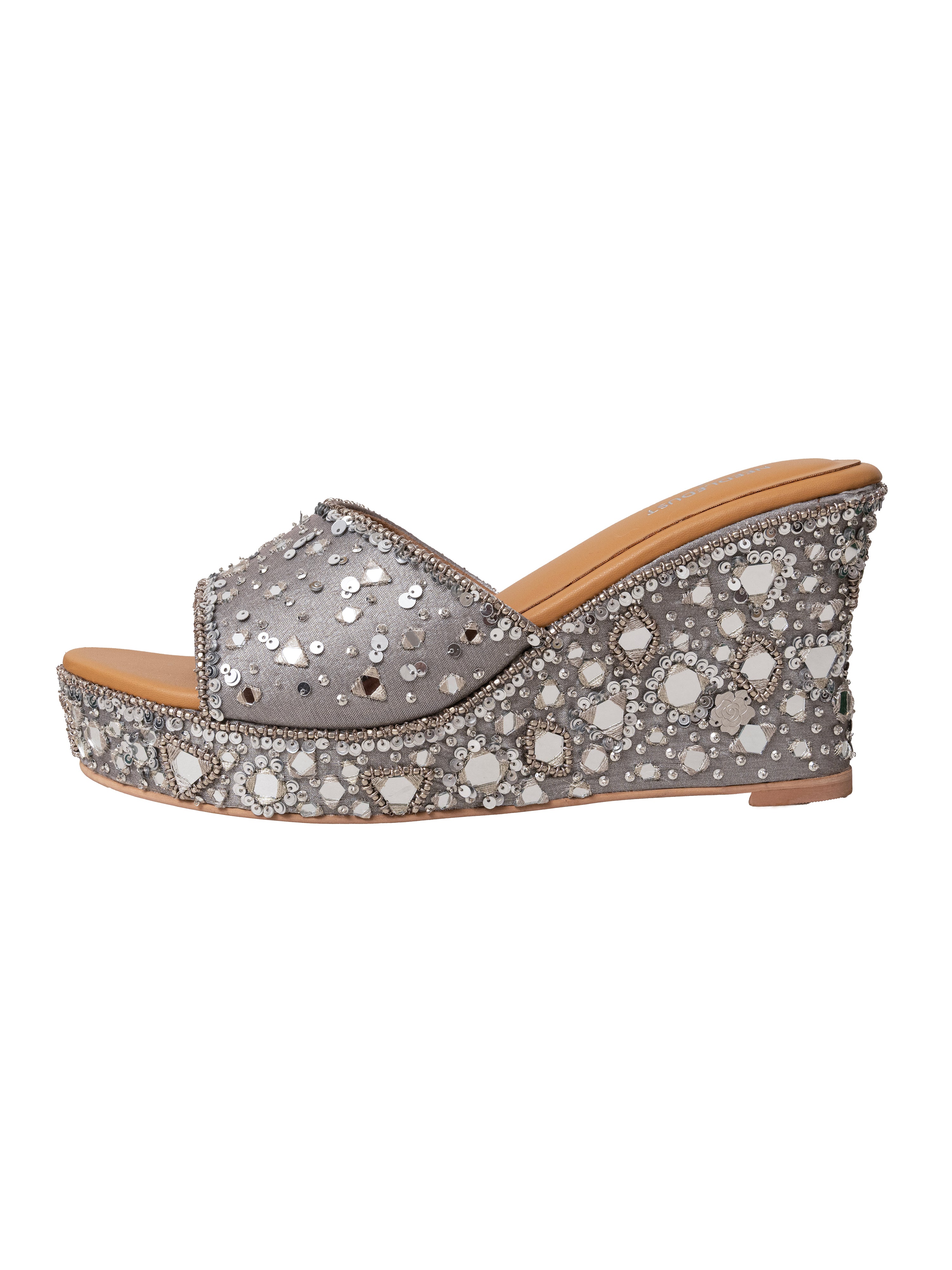 Bano- Silver Wedge (Heel)