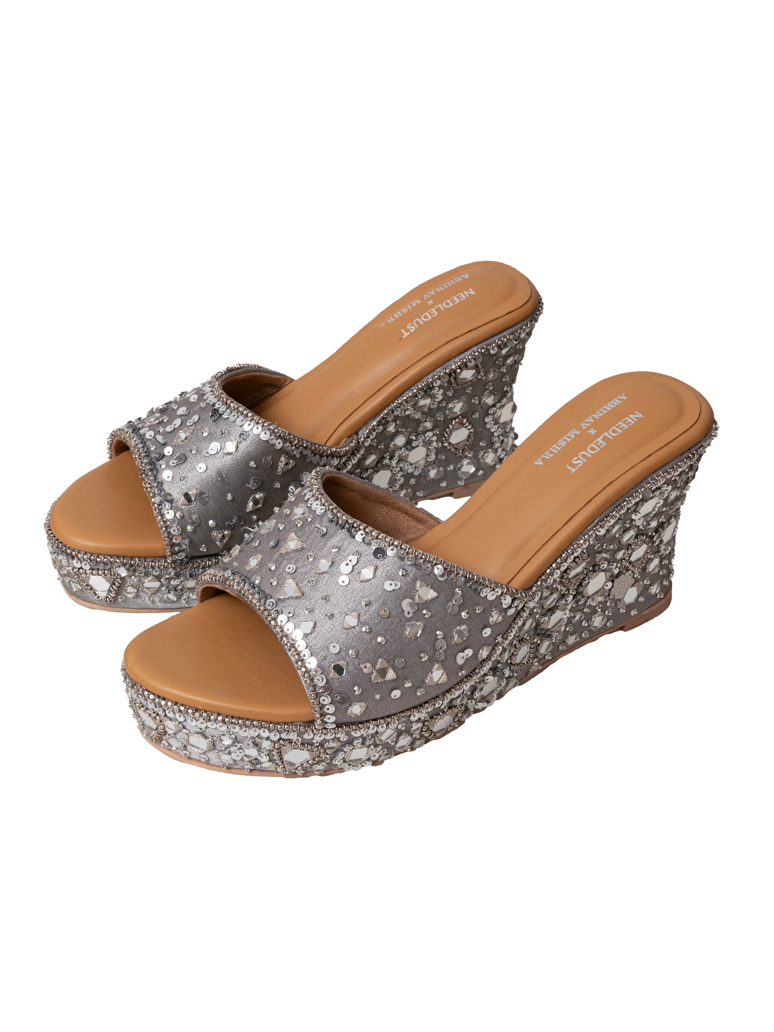 Bano- Silver Wedge (Heel)