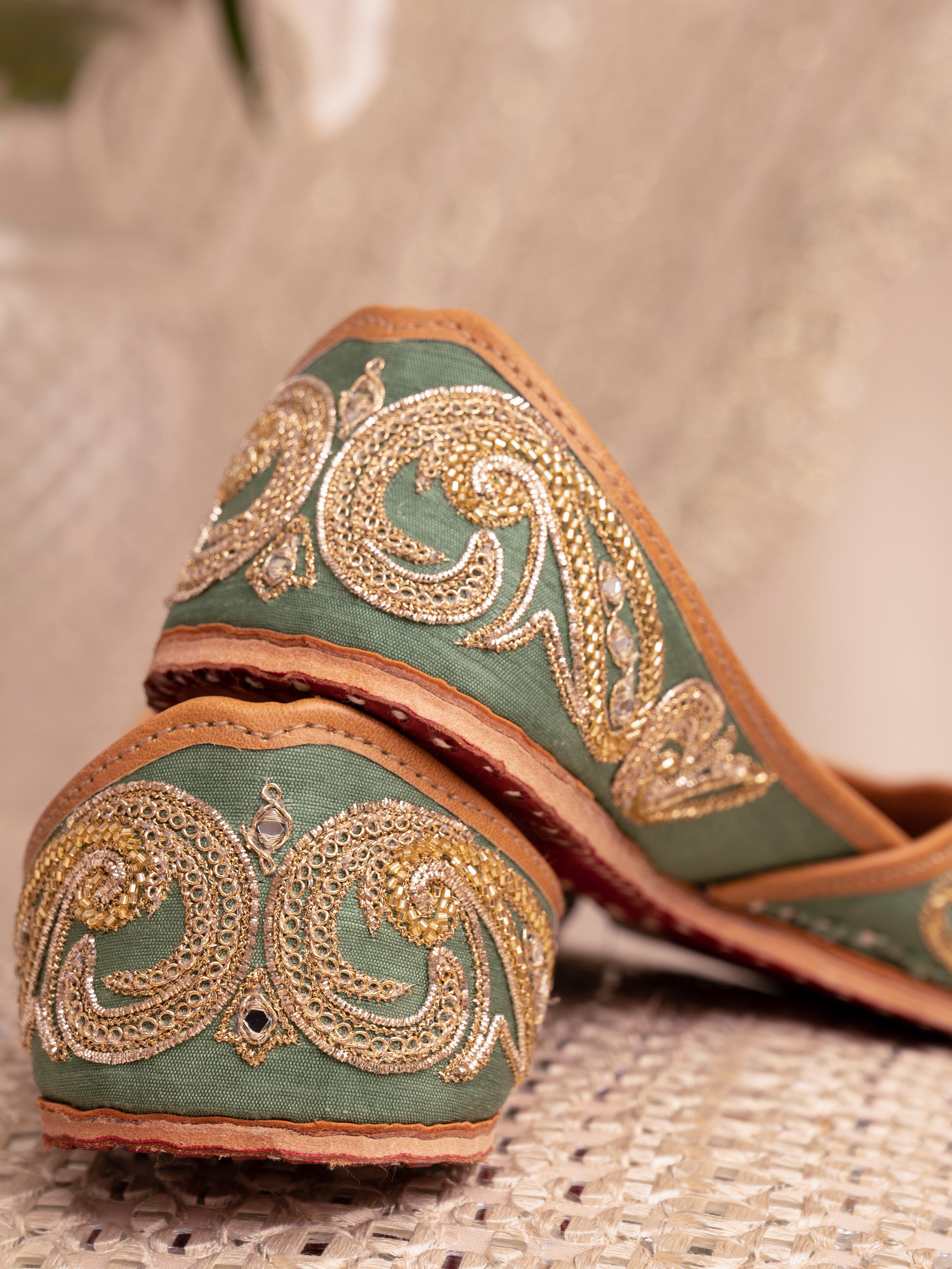Aarzoo-Green (Jutti)