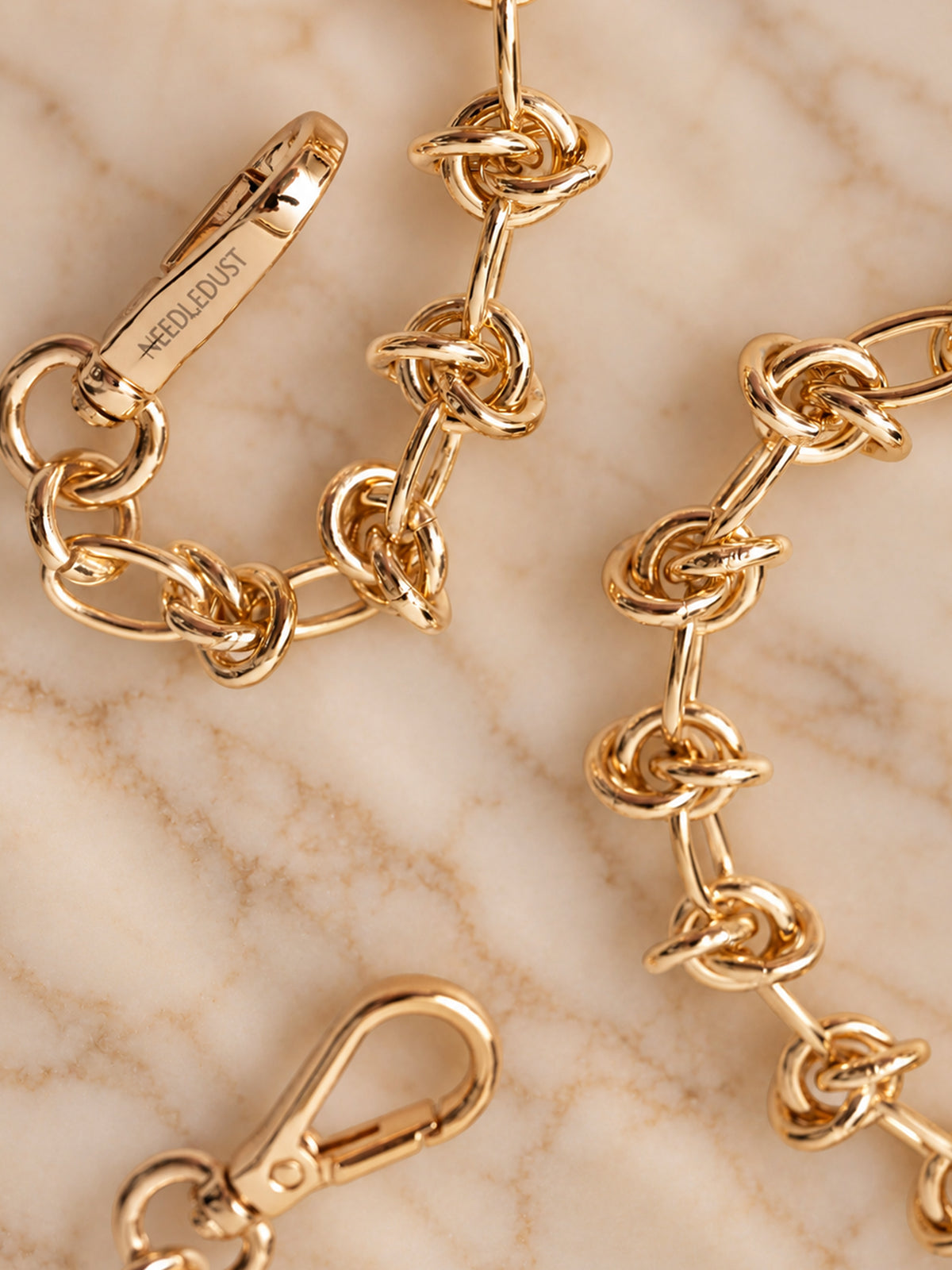Knot (Crossbody Chain)