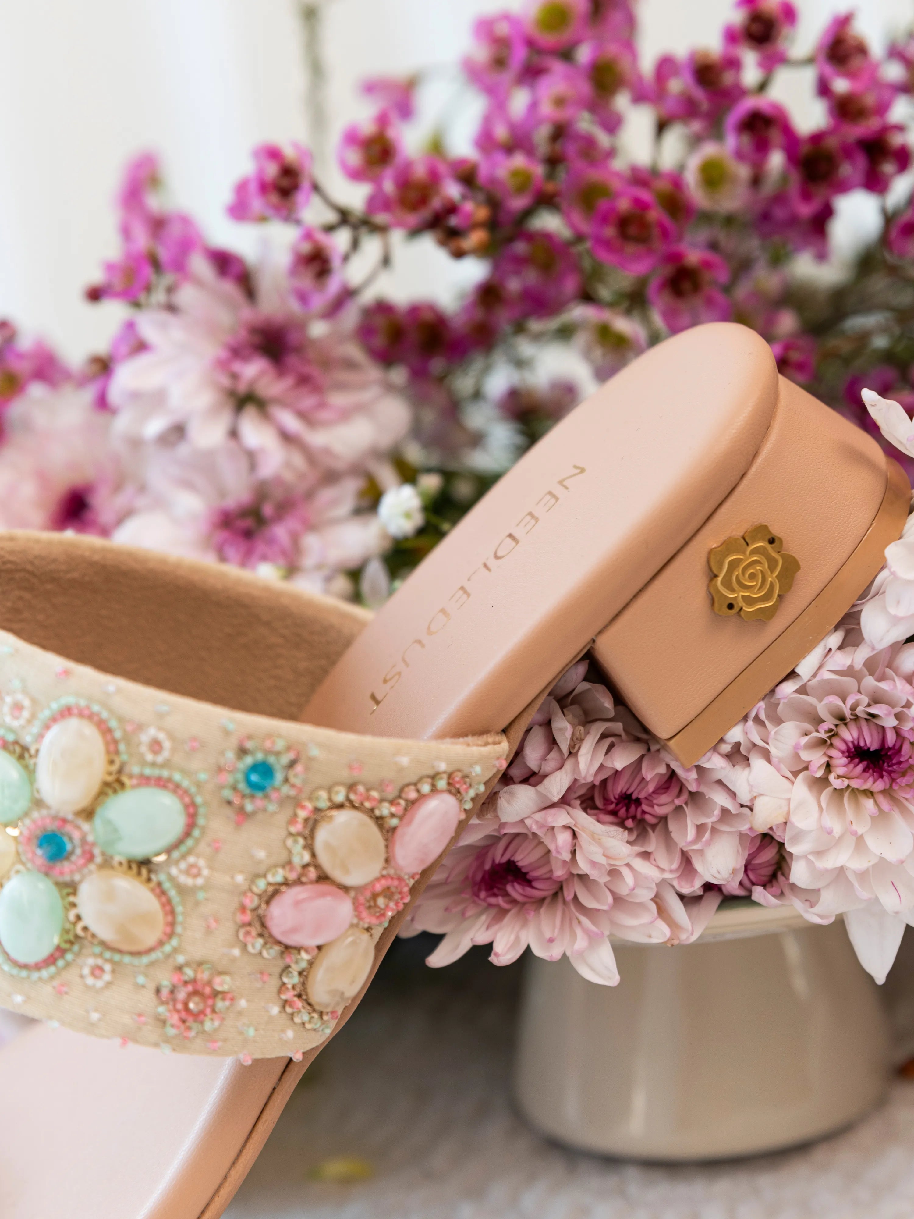 Pastelle (Kolhapair Sandal)