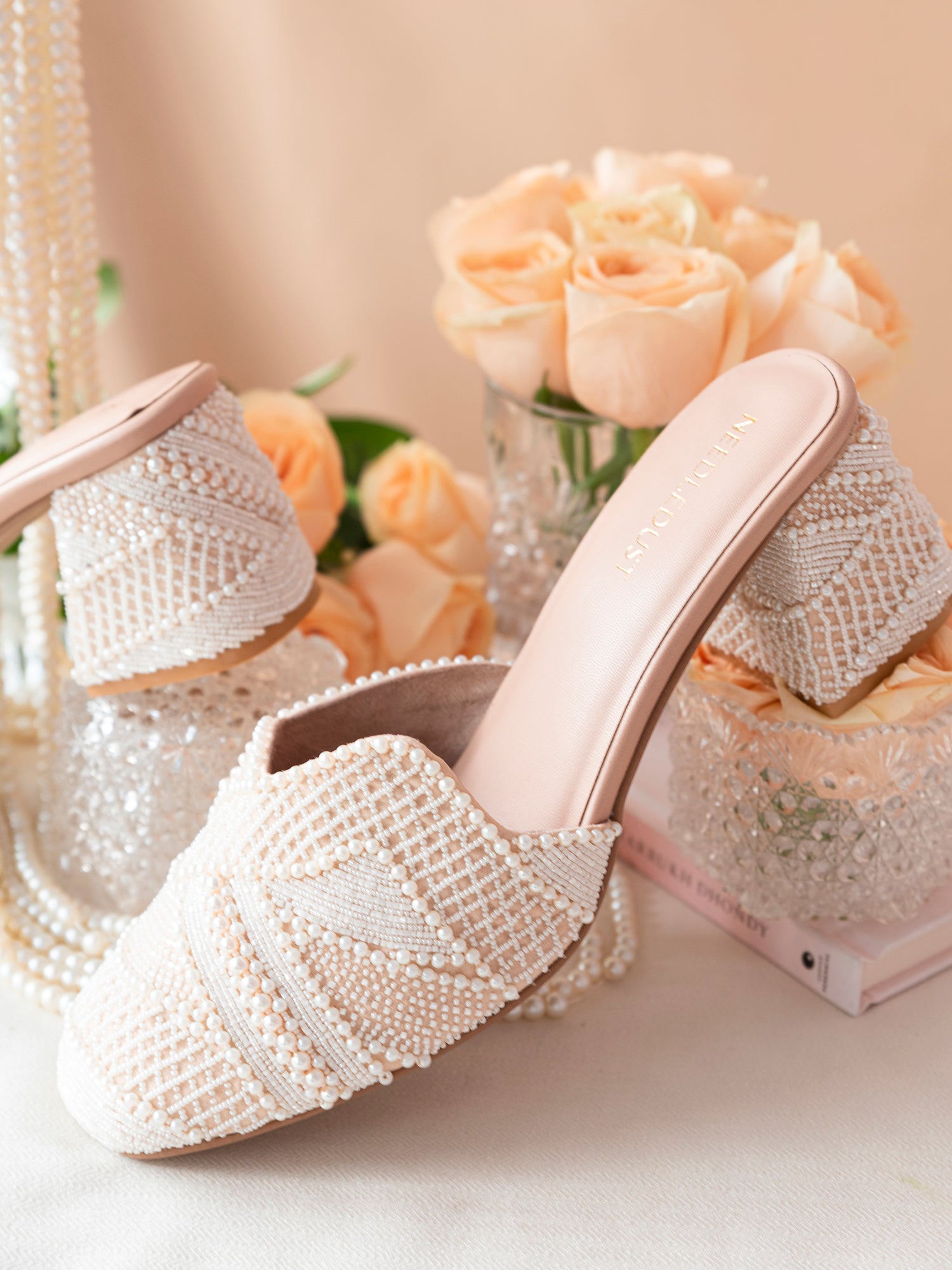 Audrey (Heel)