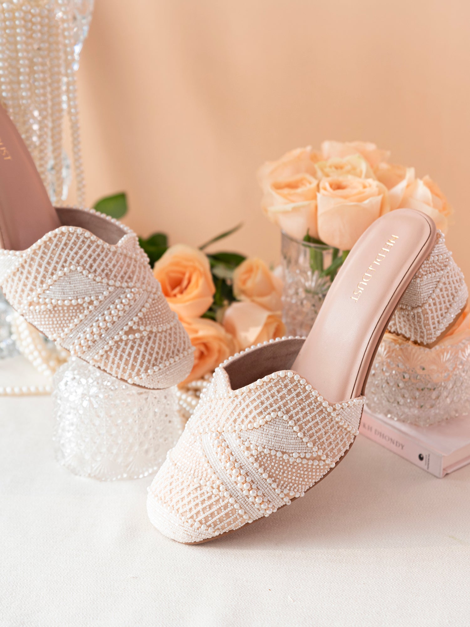 Audrey (Heel)