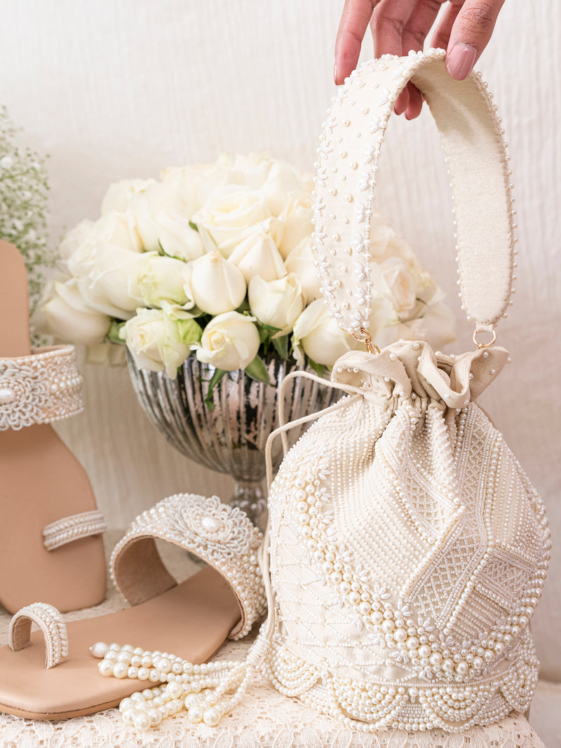 bridal purse | Bridal clutch purse, Bridal clutch bag, Wedding clutch purse