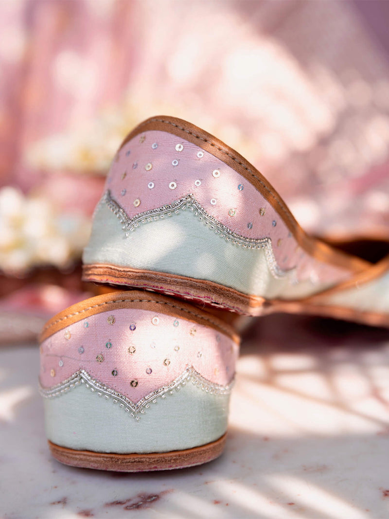 Pakeezah (Juttis)
