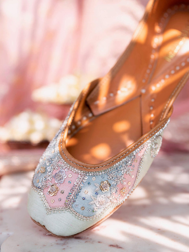Pakeezah (Juttis)