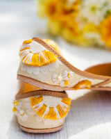 Sunflower Serenade (Juttis)